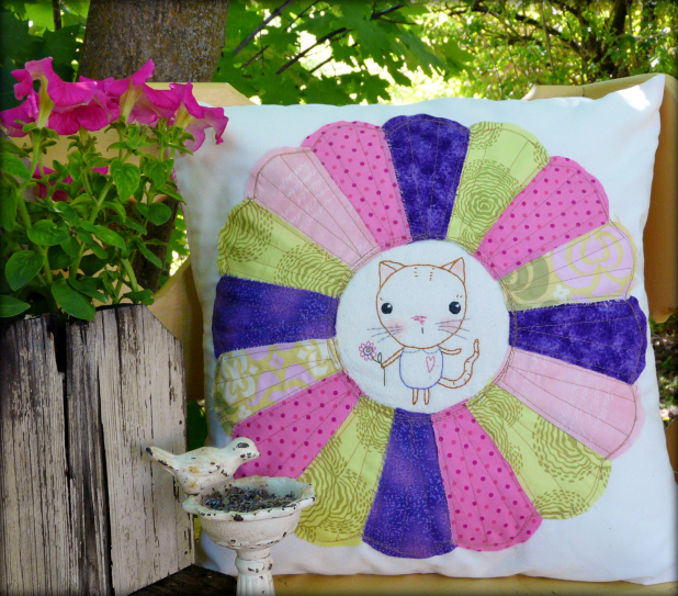 dresden plate applique kitty cat embroidery