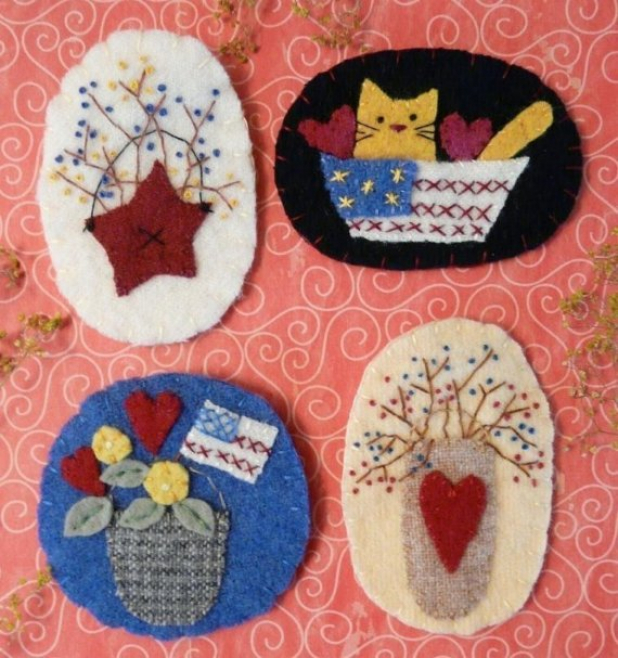 PATRIOTIC WOOL PINS Pattern