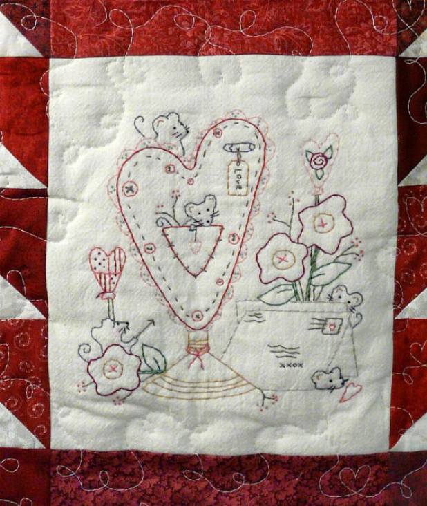 Lil Mouse Valentine holder pattern quilt mice embroidery
