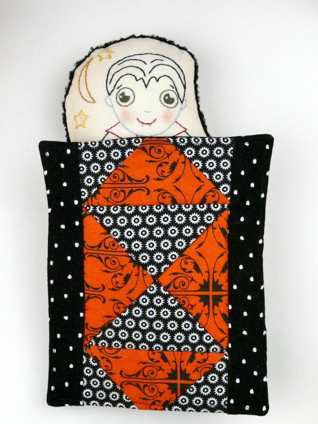 Halloween Dracula embroidery doll and mini Quilt pattern
