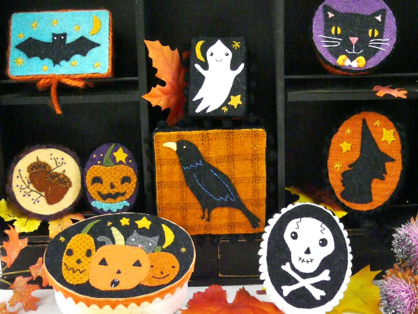 Halloween pin ornaments treat box pattern