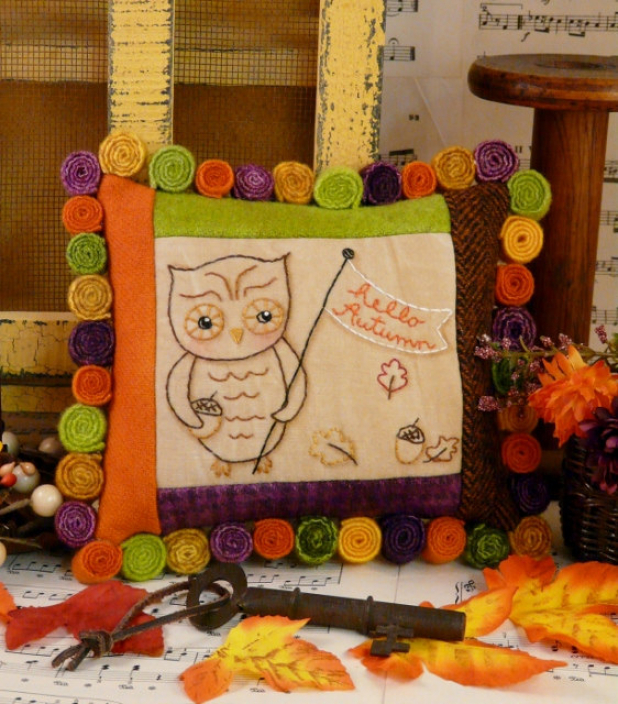 Hello Autumn Owl embroidery wool pillow pattern