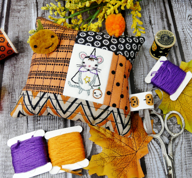 Halloween Pinnie- Embroidery & quilted pincushion pattern #421