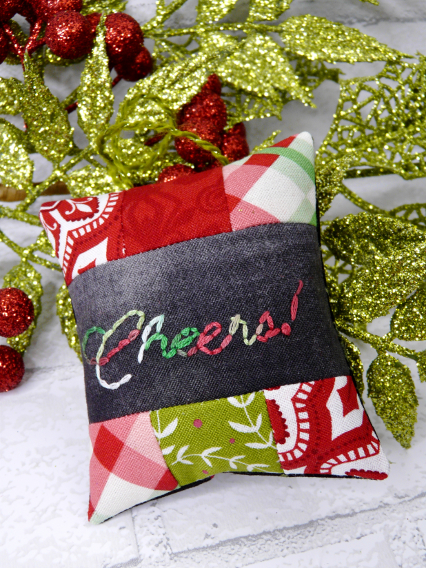 Cheers chalk board embroidery christmas ornaments pattern