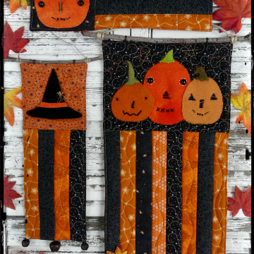 A vintage Halloween mini Quilts pattern 3 designs